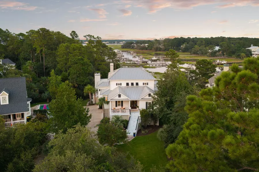 2208 Beckenham Dr, Mount Pleasant, SC 29466