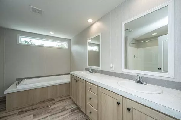 Pinopolis, SC 29469,124 Pine Arbor Ln