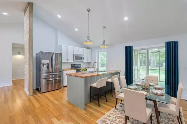 Mount Pleasant, SC 29464,1140 Pleasant Pines Rd