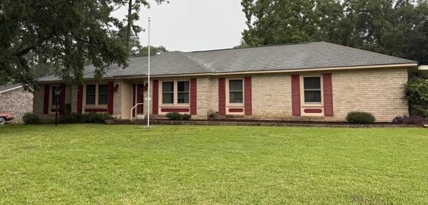 8286 Delhi Rd, North Charleston, SC 29406