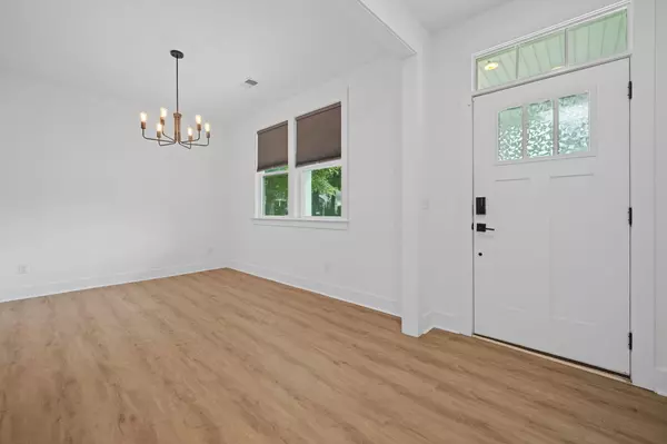 North Charleston, SC 29406,5615 Flanders Ave