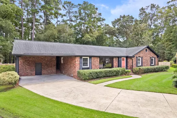 Summerville, SC 29485,313 Runnymede Ln