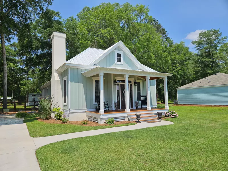 1812 Gordon Rd, Summerton, SC 29148