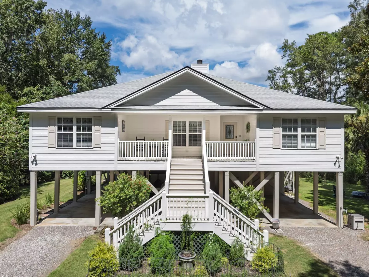 Edisto Island, SC 29438,8346 Chisolm Plantation Rd