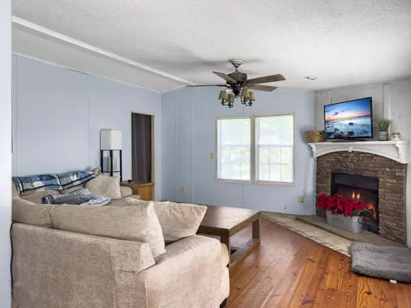 Jamestown, SC 29453,527 Popa Rd