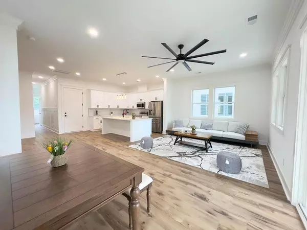 North Charleston, SC 29406,5841 Kirkwood Ave