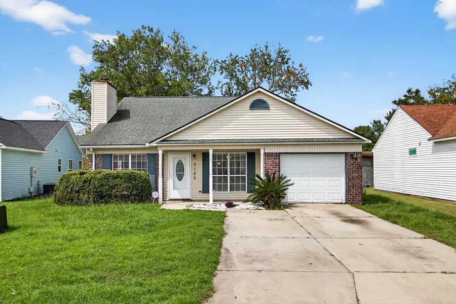 5125 Westview St, North Charleston, SC 29418