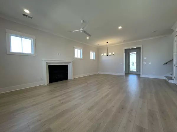 Summerville, SC 29486,815 Gentle Breeze Dr