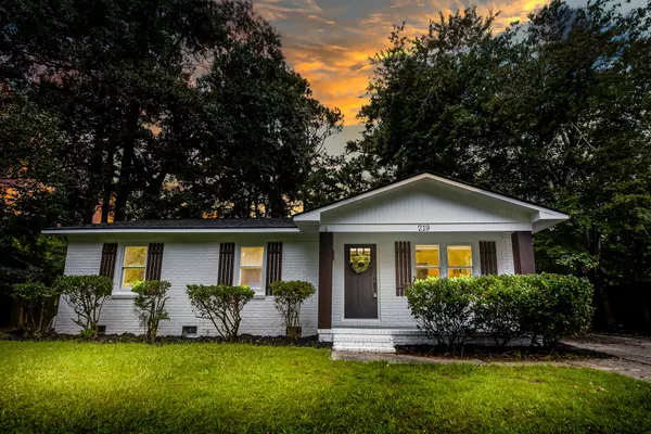 Summerville, SC 29485,219 Birch Ln