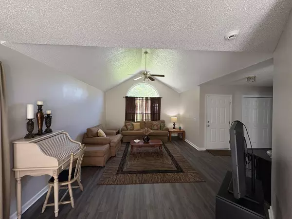 Orangeburg, SC 29115,428 Azalea Dr