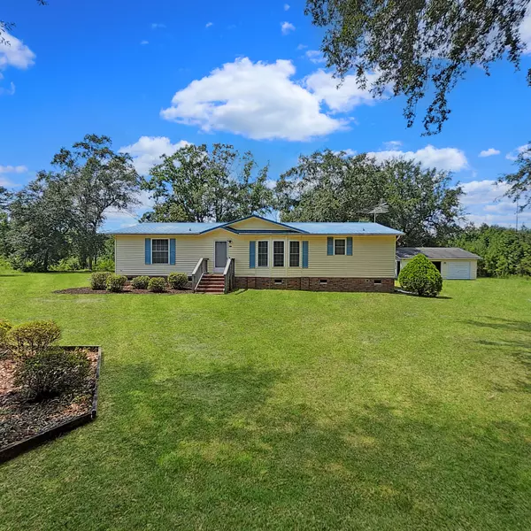 Eutawville, SC 29048,186 Training Rd