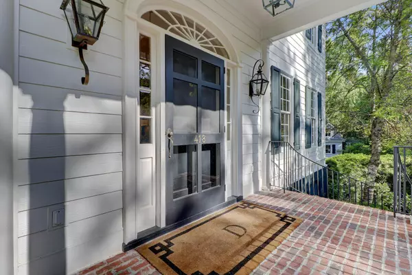 Summerville, SC 29483,418 W Carolina Ave