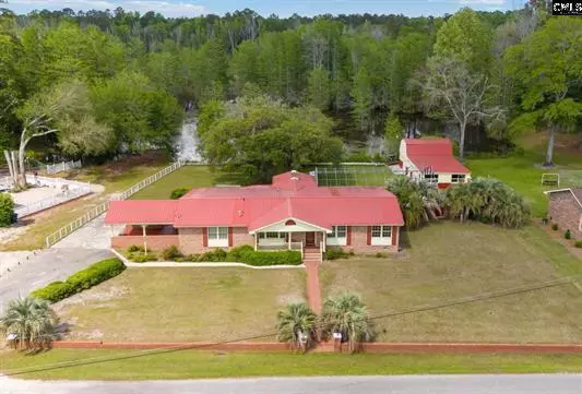 992 Dickinson St, Bamberg, SC 29003