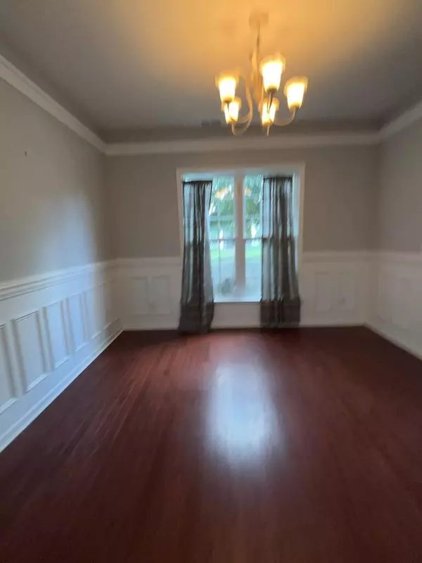 Summerville, SC 29483,202 Trillium Ave