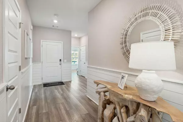 Summerville, SC 29486,107 Barker St