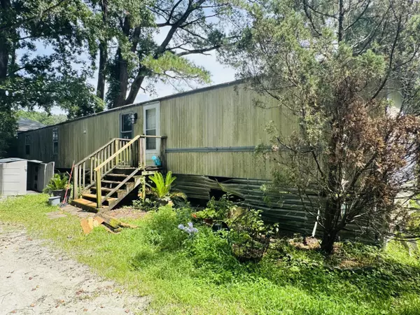 156 Mapleridge, Goose Creek, SC 29445