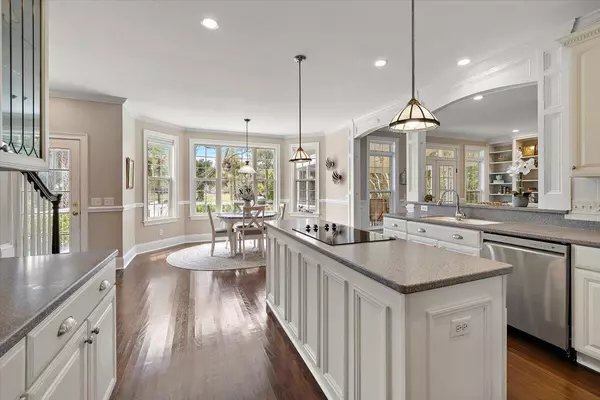 Mount Pleasant, SC 29466,2348 Darts Cove Way