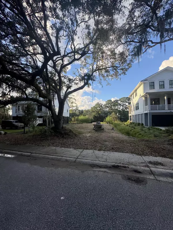 Charleston, SC 29407,3020 S Shore Dr