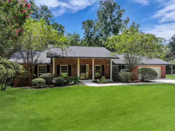 Hanahan, SC 29410,5895 Lakeview Pl