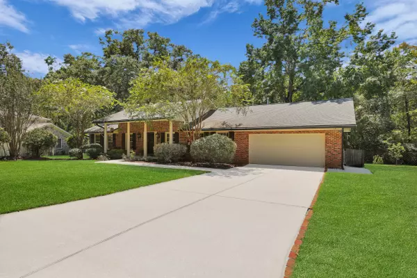 Hanahan, SC 29410,5895 Lakeview Pl