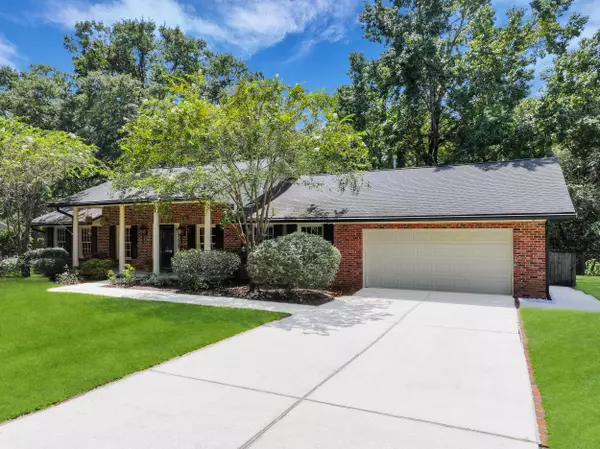Hanahan, SC 29410,5895 Lakeview Pl