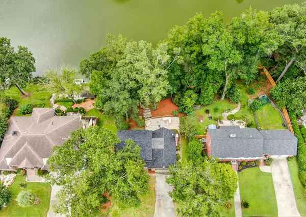 Summerville, SC 29485,108 Lakeview Dr