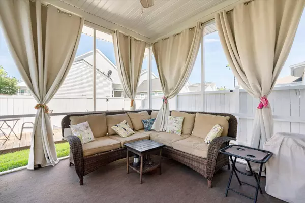 Hanahan, SC 29410,7406 Mercedes Way