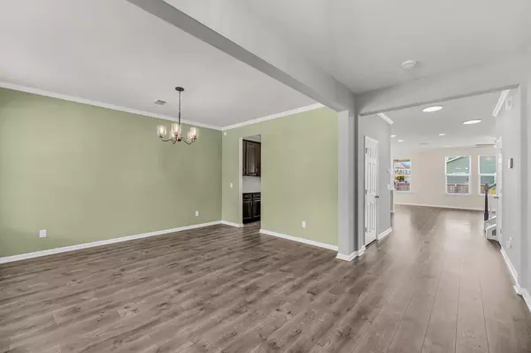 Summerville, SC 29486,210 Basket Grass Ln