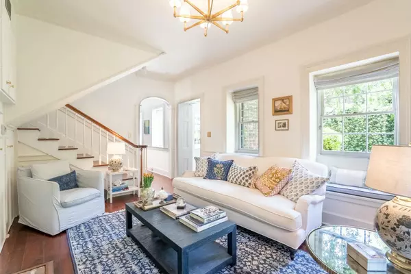 55 Laurens St #A, Charleston, SC 29401