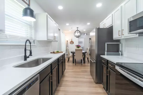 Goose Creek, SC 29445,430 Delmont Dr