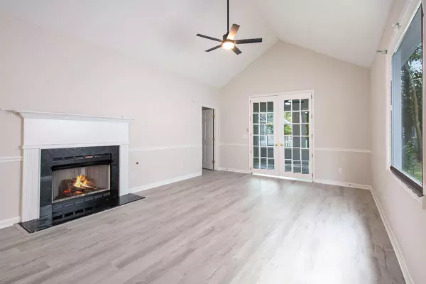 North Charleston, SC 29406,9123 Delancey Cir