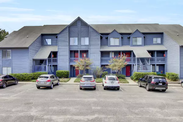 1530 Fort Johnson Rd #1e, Charleston, SC 29412