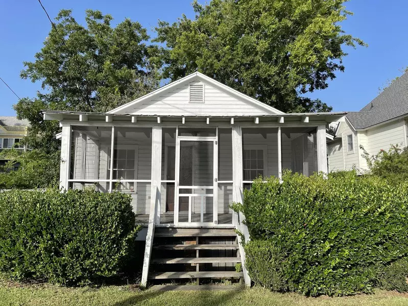 409 Station 22 1/2 St, Sullivans Island, SC 29482