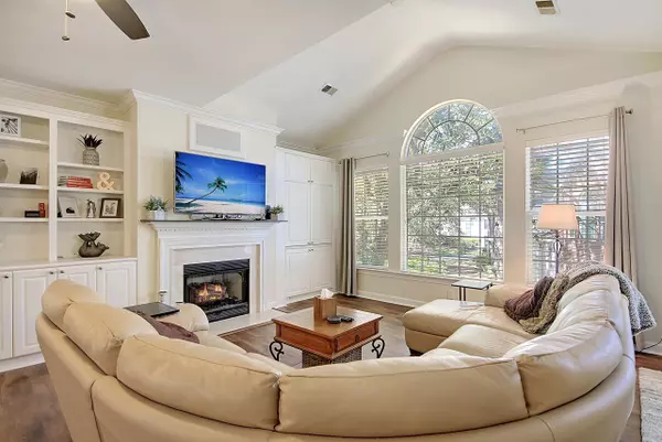 148 Golfview Ln, Summerville, SC 29485