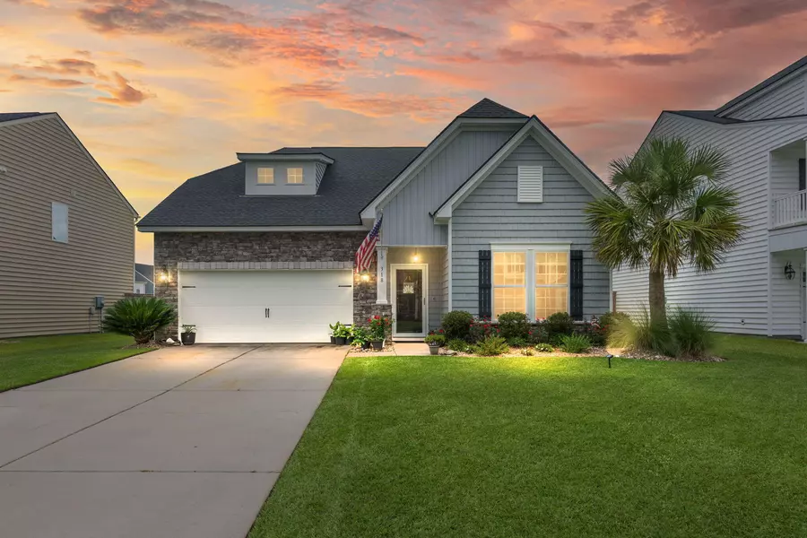 318 Blue Shadows Ct, Summerville, SC 29486