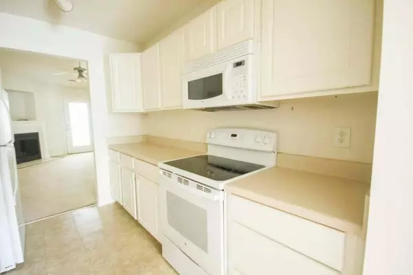 North Charleston, SC 29418,8025 Vermont Rd