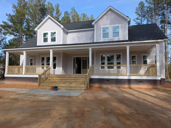 1102 Plantation Overlook Dr, Moncks Corner, SC 29461