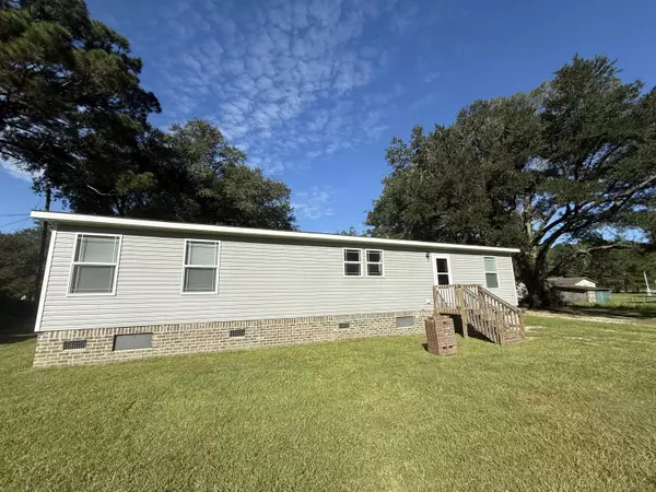 Edisto Island, SC 29438,2810 Hwy 174