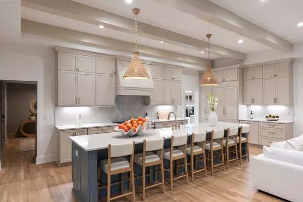 Mount Pleasant, SC 29464,340 Molasses Ln