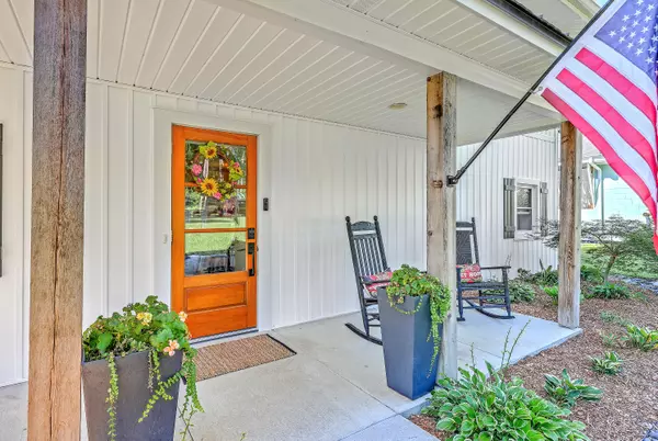 Manning, SC 29102,1223 Delano St