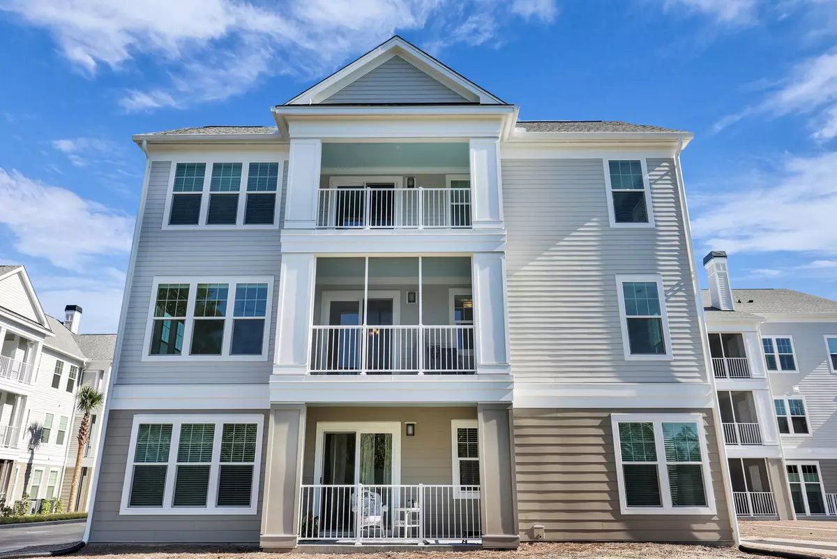 Charleston, SC 29492,130 River Landing Dr #7200