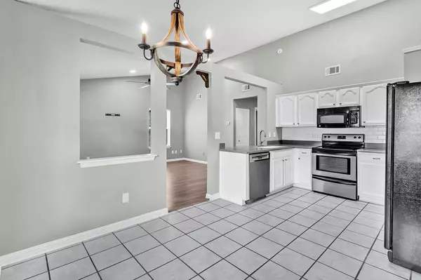 Ladson, SC 29456,122 Robert Dr