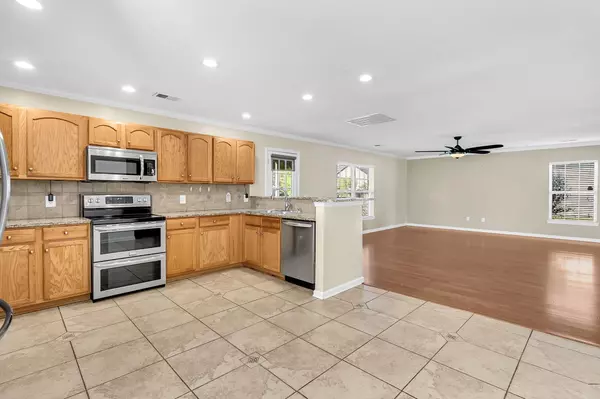 Ladson, SC 29456,2045 Cripplecreek Dr