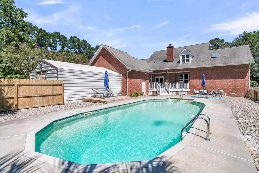 113 Sommett Blvd, Summerville, SC 29483