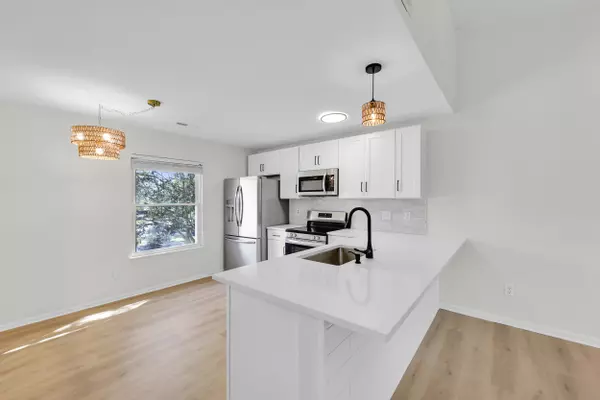 Summerville, SC 29486,117 Totem Ct