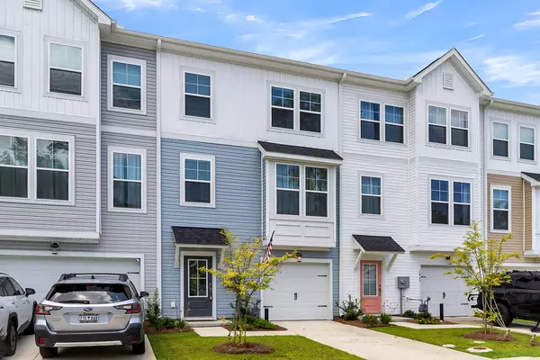 Hanahan, SC 29410,1041 Old Cypress