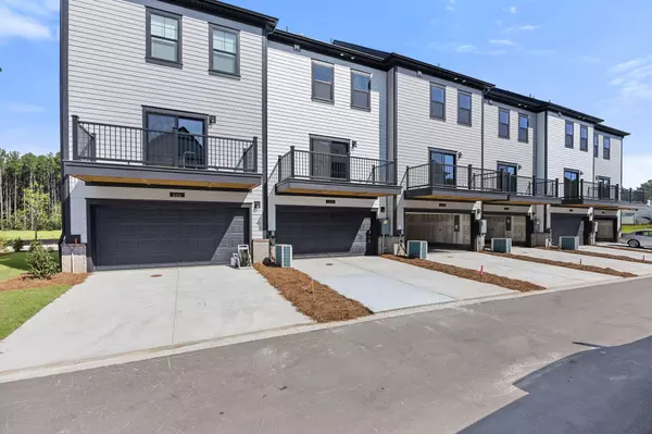 Summerville, SC 29486,548 Scholar Way