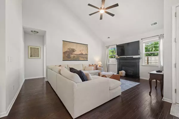 Moncks Corner, SC 29461,305 Knawl Rd