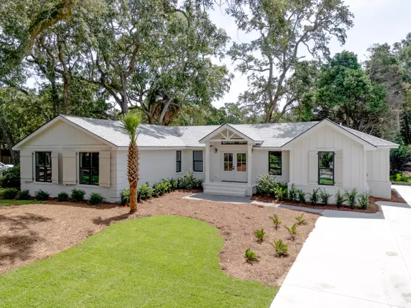 2404 Waterway Blvd, Isle Of Palms, SC 29451