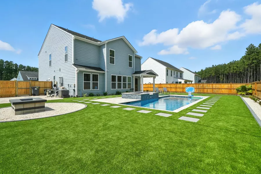 1351 Homecoming Blvd, Ravenel, SC 29470